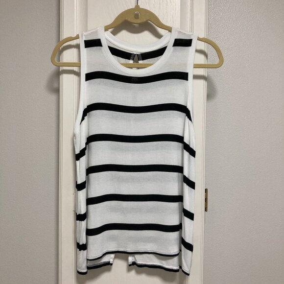 Halogen Women's Tank. Size M. White and Black Stripe. - Picture 1 of 4